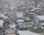 Киев уже заработал на заснеженных дорогах до полумиллиона гривень 