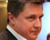 Сын Азарова подарил Славянску «машину-призрак»